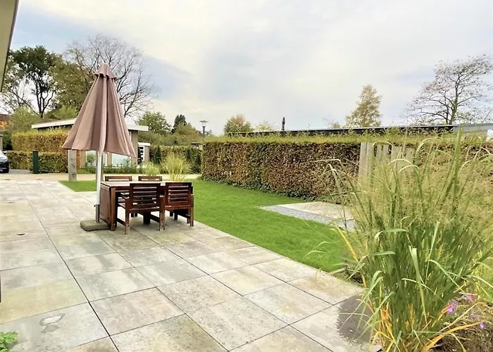 シャレー Knus Chalet Heidebloem Recreational Purposes Only *